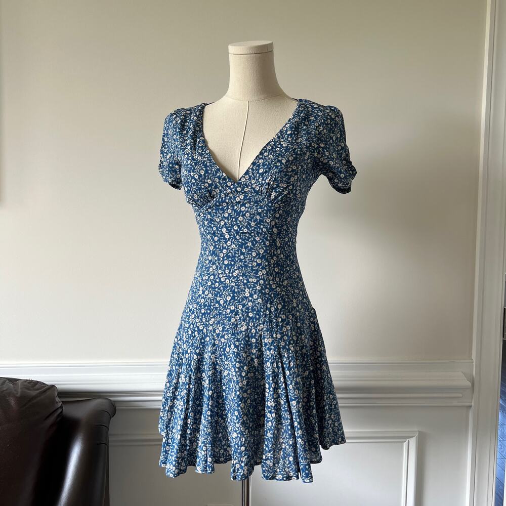Princess Polly The Sting mini dress blue floral US 0